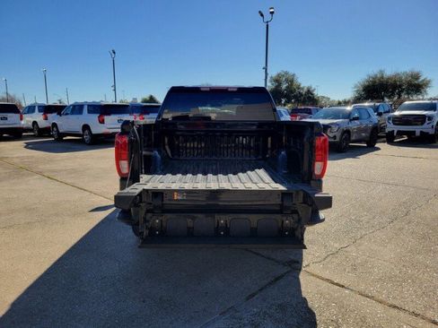 Used 2024 GMC Sierra 1500 Elevation image 9