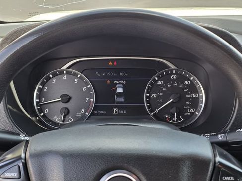 Used 2023 Nissan Frontier SV w/ Technology Package RWD image 11