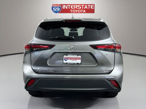 Certified 2026 Toyota Highlander XLE AWD/4WD image 6