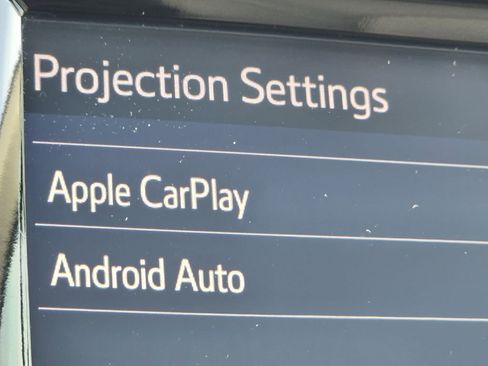 Used 2020 Toyota Camry SE image 5