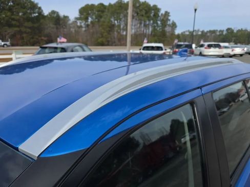 Used 2024 Nissan Kicks SV image 12