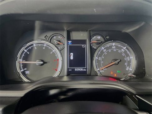 Used 2021 Toyota 4Runner Limited image 14