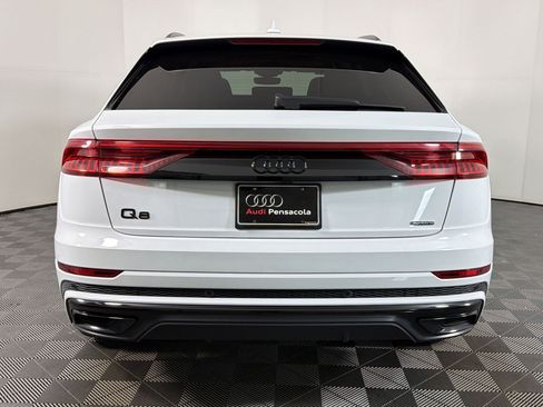 Used 2022 Audi Q8 Prestige w/ Prestige Package image 8