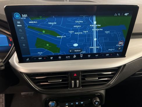 New 2026 Ford Escape SE w/ PHEV Premium Package image 9