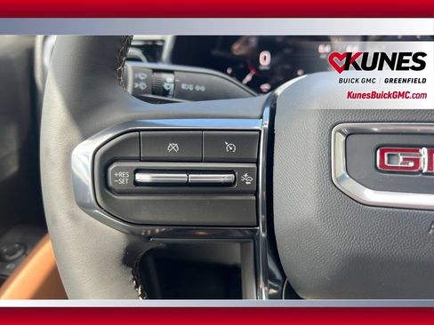 New 2026 GMC Canyon AT4 w/ Technology Plus Package AWD/4WD image 18