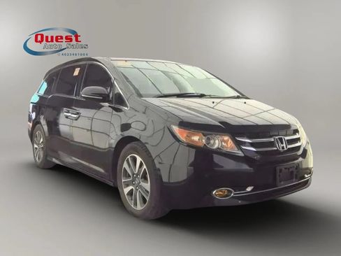 Used 2016 Honda Odyssey Touring image 1