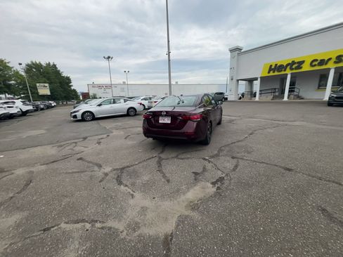Used 2025 Nissan Sentra SV FWD image 15