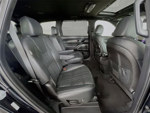 Used 2024 Kia Telluride EX X-Line image 32