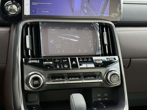 New 2026 Lexus LX 700h Luxury image 14