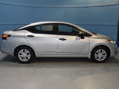 New 2025 Nissan Versa S w/ Trunk Package image 17