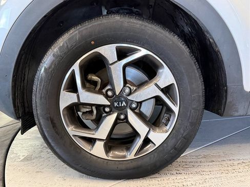 Used 2020 Kia Sportage LX AWD/4WD image 25