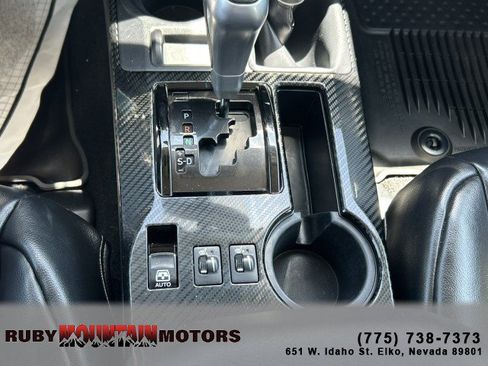 Used 2019 Toyota 4Runner TRD Off-Road Premium AWD/4WD image 18