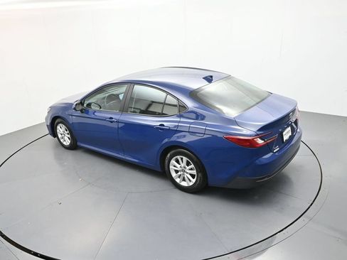 Used 2025 Toyota Camry LE FWD image 27