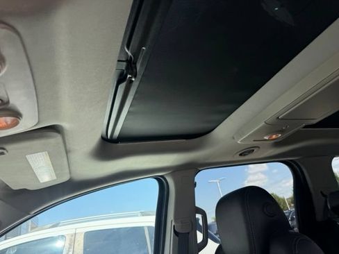 Used 2016 GMC Acadia Denali AWD/4WD image 9