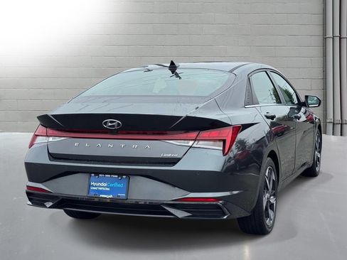 Used 2023 Hyundai Elantra Limited w/ Cargo Package FWD image 5