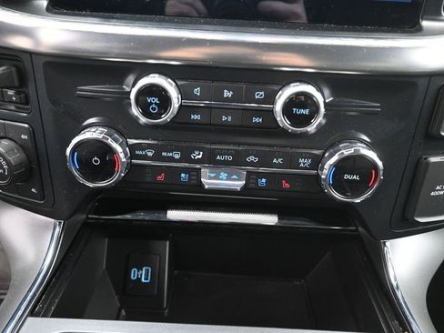 Certified 2022 Ford F150 Lariat image 30