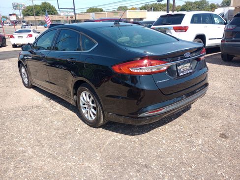 Used 2017 Ford Fusion S FWD image 5