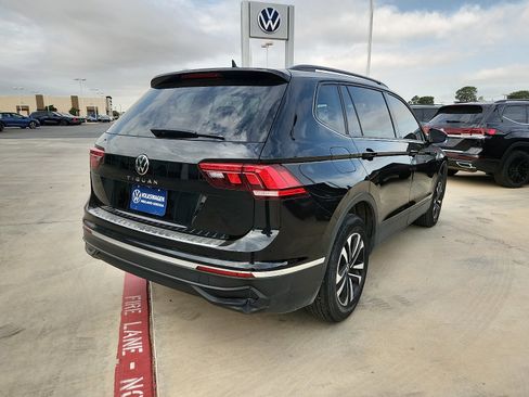 Used 2022 Volkswagen Tiguan S FWD image 7
