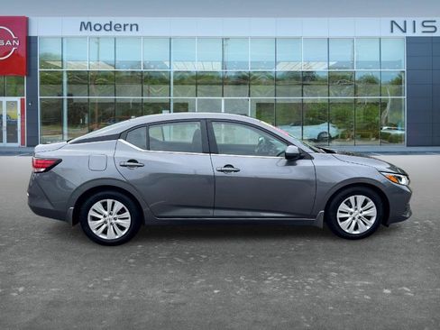 Certified 2023 Nissan Sentra S FWD image 4