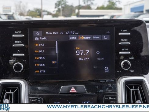 Used 2021 Kia Sorento S w/ Panoramic Sunroof Package image 21