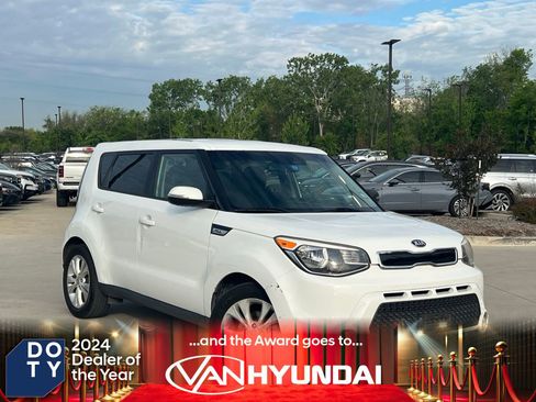 Used 2016 Kia Soul ! image 1