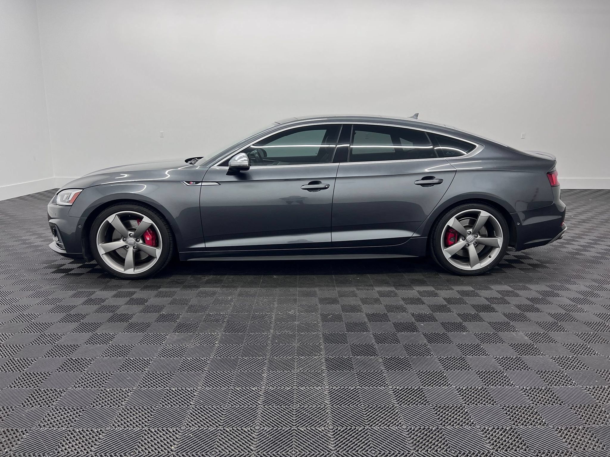 Used 2019 Audi S5 Prestige w/ S Sport Package AWD/4WD image 2
