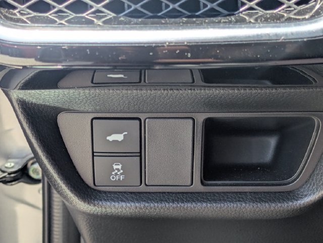 Certified 2025 Acura ADX FWD image 21