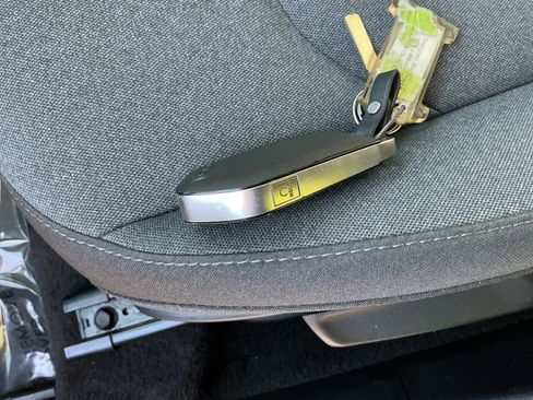 Used 2025 Kia K4 FWD image 21