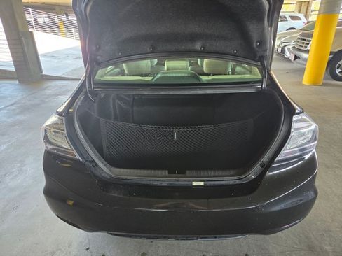 Used 2013 Honda Civic Hybrid Sedan image 17