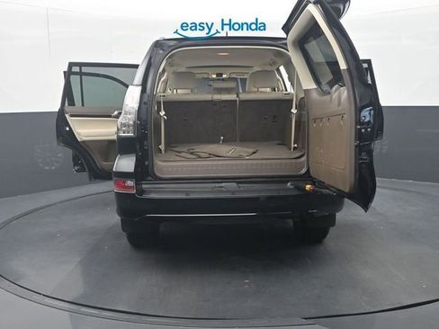 Used 2019 Lexus GX 460 Premium w/ Premium Package AWD/4WD image 40