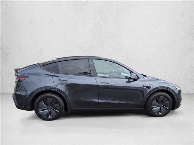 Used 2026 Tesla Model Y Long Range AWD/4WD image 4