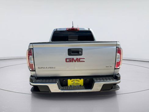 Used 2017 GMC Canyon SLE w/ SLE Convenience Package RWD image 4