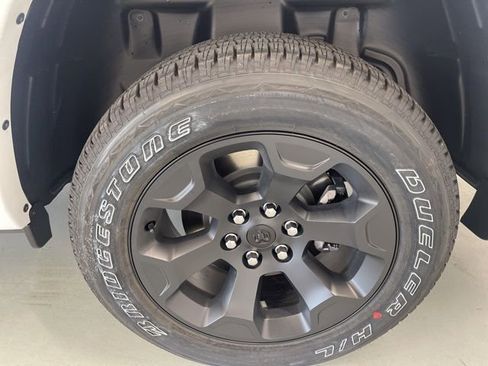 New 2026 RAM 1500 Big Horn AWD/4WD image 6