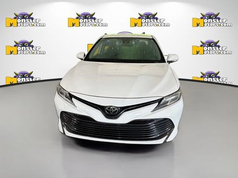 Used 2020 Toyota Camry LE FWD image 2