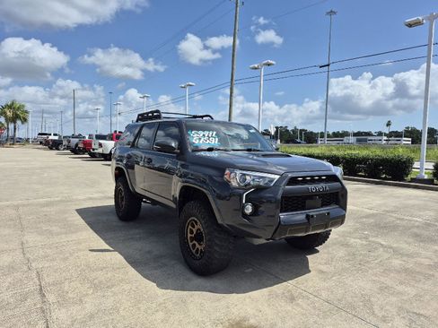 Used 2024 Toyota 4Runner TRD Pro AWD/4WD image 15