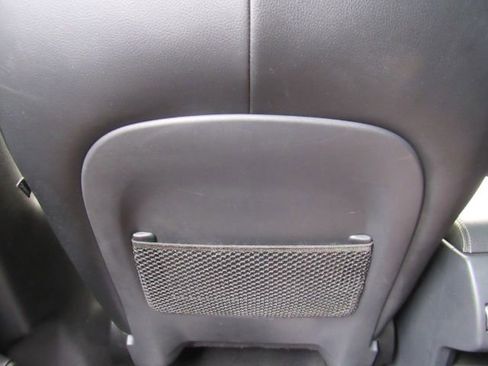 Used 2020 Jaguar F-PACE S image 32