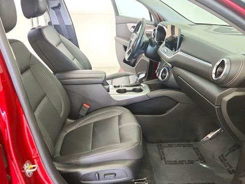 Used 2023 Chevrolet Blazer LT AWD/4WD image 28