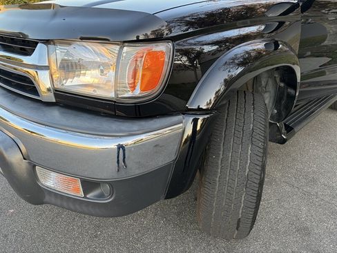 Used 2002 Toyota 4Runner SR5 w/ Leather Trim Pkg AWD/4WD image 30