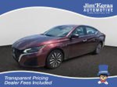 Used 2025 Nissan Altima 2.5 SV
