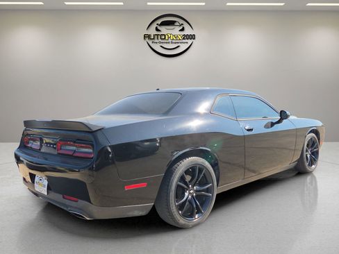 Used 2017 Dodge Challenger SXT w/ Blacktop Package image 13