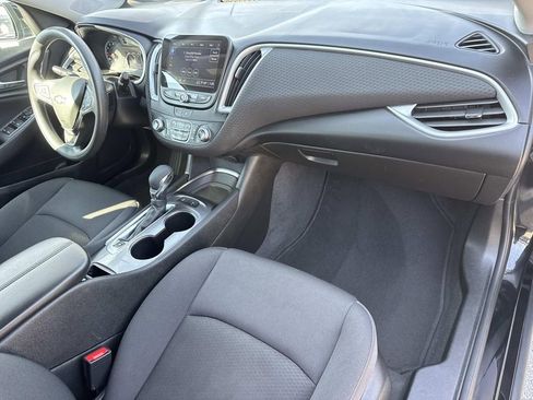 Certified 2025 Chevrolet Malibu LT image 10