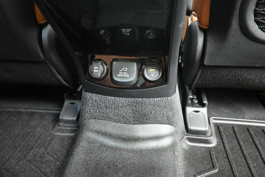 Used 2023 Kia Sorento SX Prestige AWD/4WD image 14