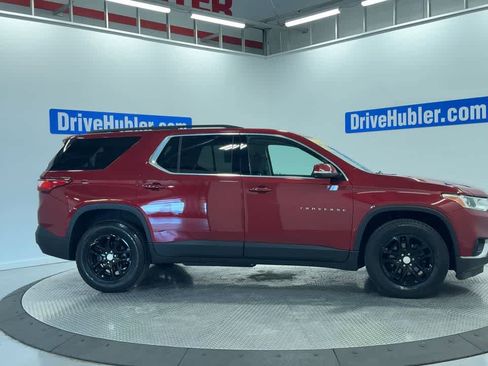 Used 2020 Chevrolet Traverse LT w/ Driver Confidence II Package image 4