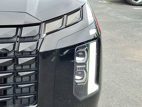 Used 2025 Hyundai Palisade Calligraphy AWD/4WD image 9