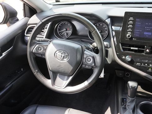 Used 2024 Toyota Camry SE AWD/4WD image 29
