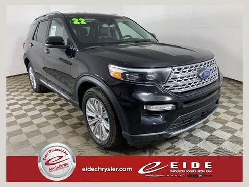 Used 2022 Ford Explorer Limited w/ Class IV Trailer Tow Package AWD/4WD image 1