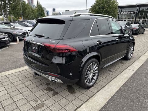 Used 2024 Mercedes-Benz GLE 450 4MATIC image 3