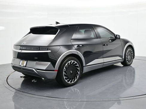 Used 2023 Hyundai Ioniq 5 Limited image 6