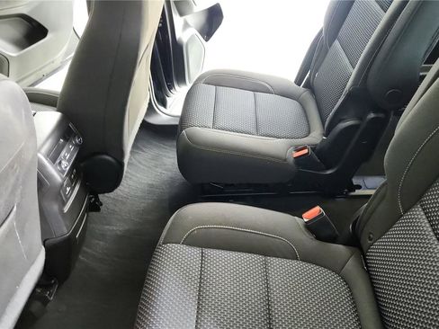 Used 2023 GMC Acadia SLE w/ Driver Convenience Package image 21