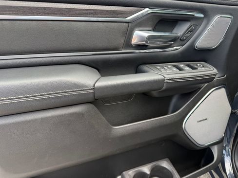 New 2026 RAM 1500 Laramie AWD/4WD image 11